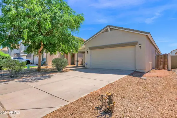 411 E Christopher Street, San Tan Valley, AZ 85140