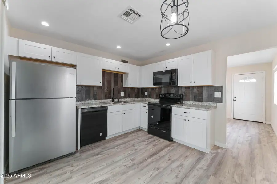 1723 N 42nd Street, Phoenix, AZ 85008 - #2