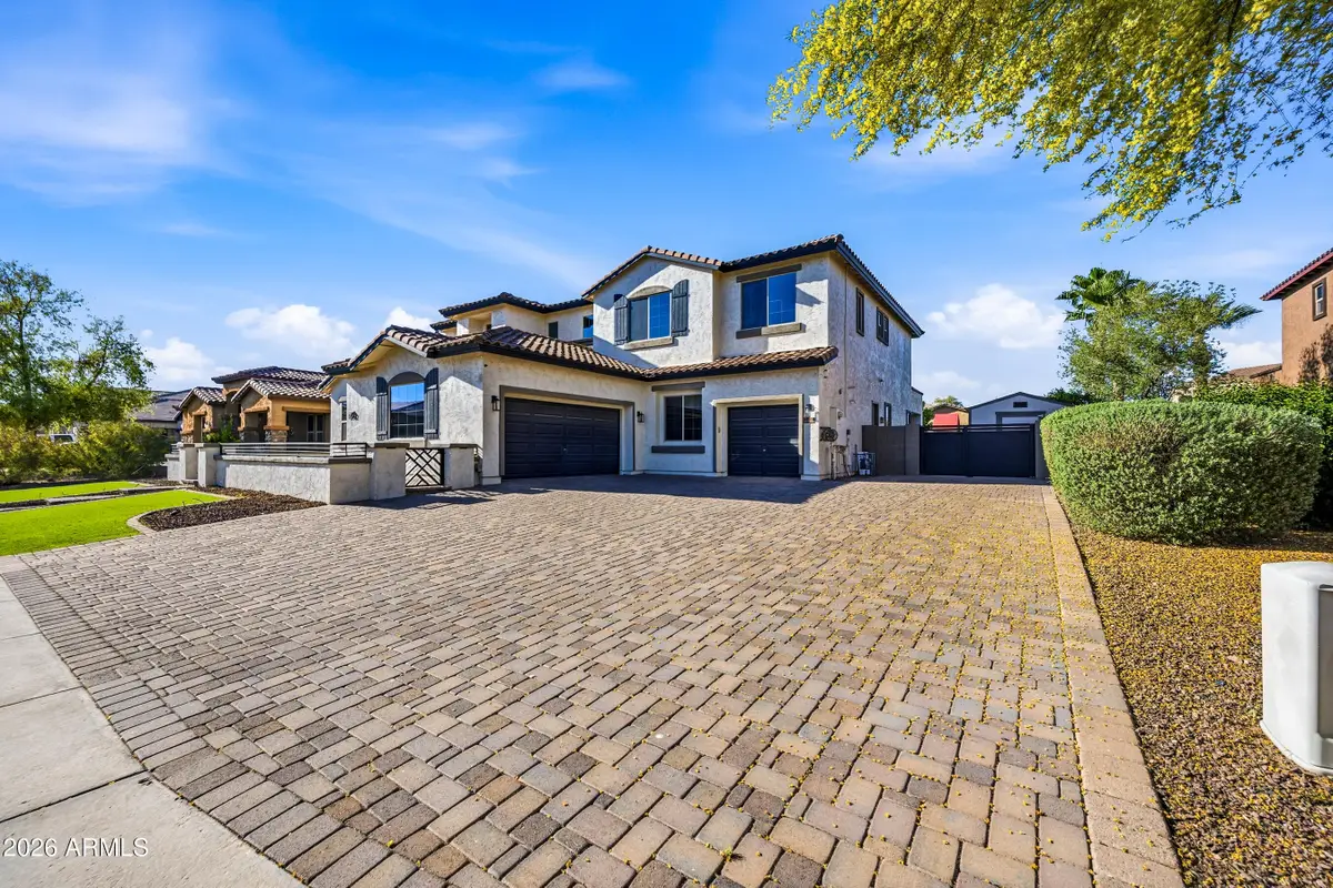 17962 W Montecito Avenue, Goodyear, AZ 85395 - #1