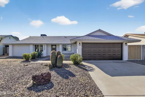 2355 W Waltann Lane, Phoenix, AZ 85023