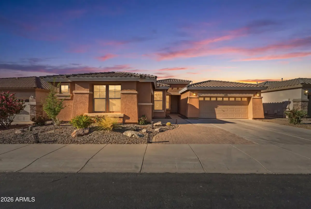 2310 W Kachina Trail, Phoenix, AZ 85041 - #1