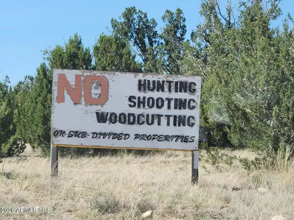 25753 W Eldorado Drive #200, Seligman, AZ 86337