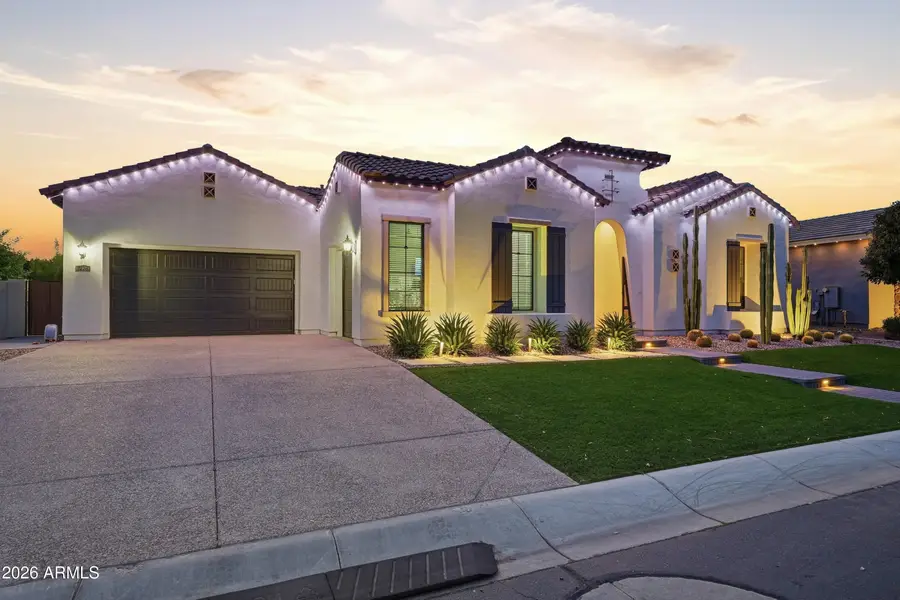 7126 S Portland Avenue, Gilbert, AZ 85298 - #3