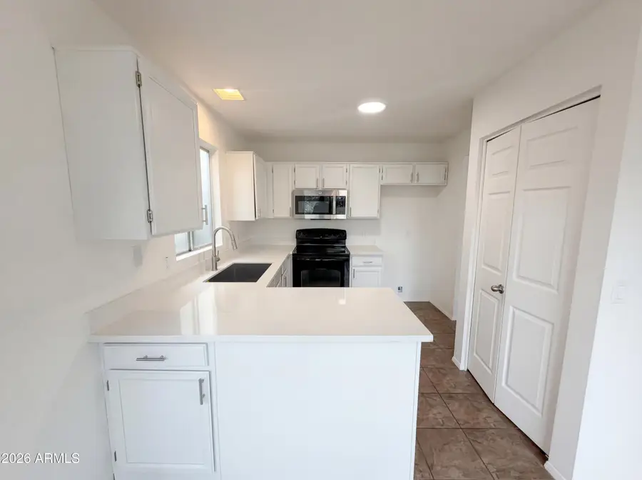 4058 W Chama Drive, Glendale, AZ 85310 - #2