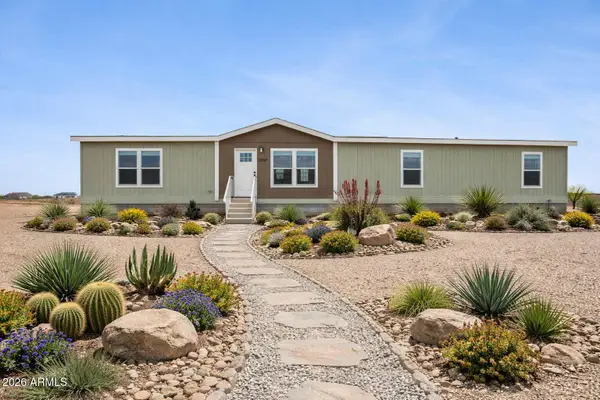 25424 W Mark Lane, Wittmann, AZ 85361