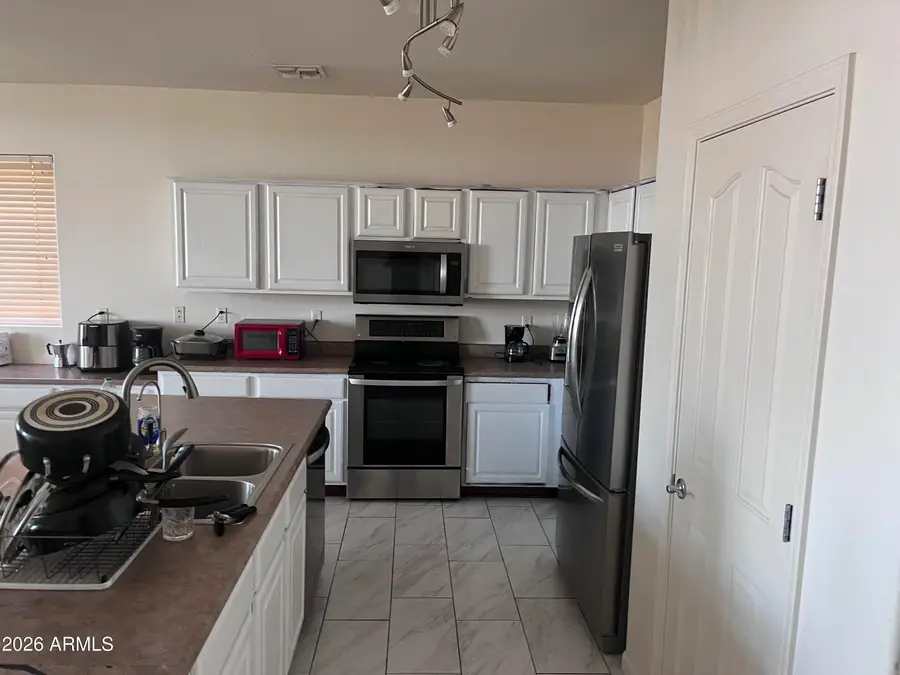 8214 W Florence Avenue, Phoenix, AZ 85043 - #3