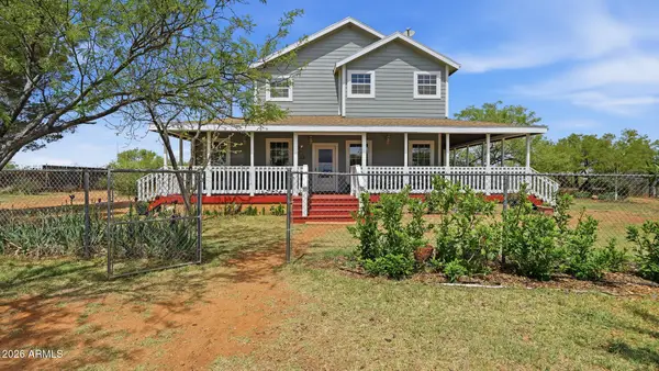 6387 S Alvarado Place, Hereford, AZ 85615