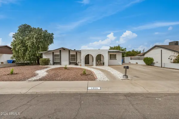 1806 W Kerry Lane, Phoenix, AZ 85027