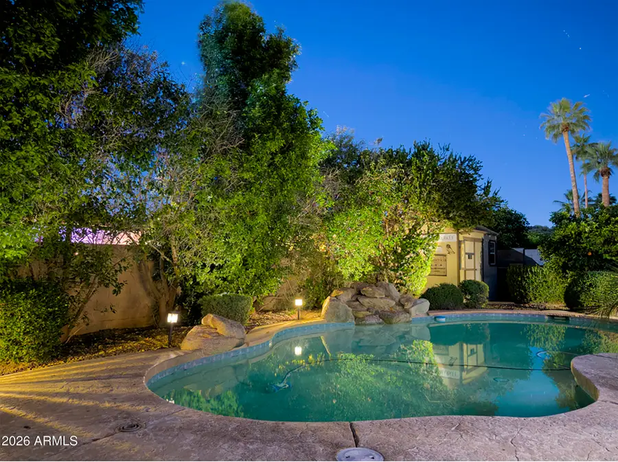 801 W Port Royale Lane, Phoenix, AZ 85023 - #2