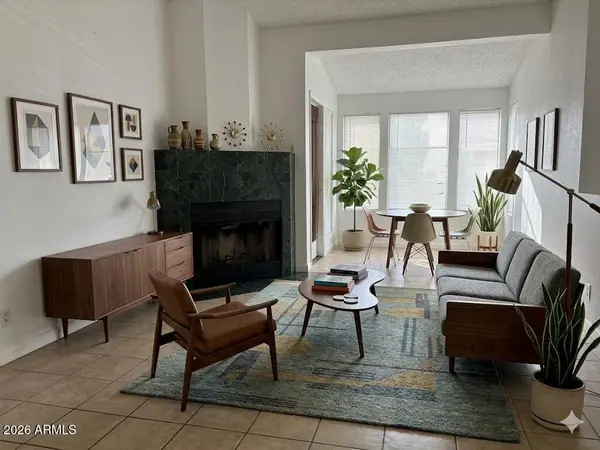 1820 E Morten Avenue #203, Phoenix, AZ 85020