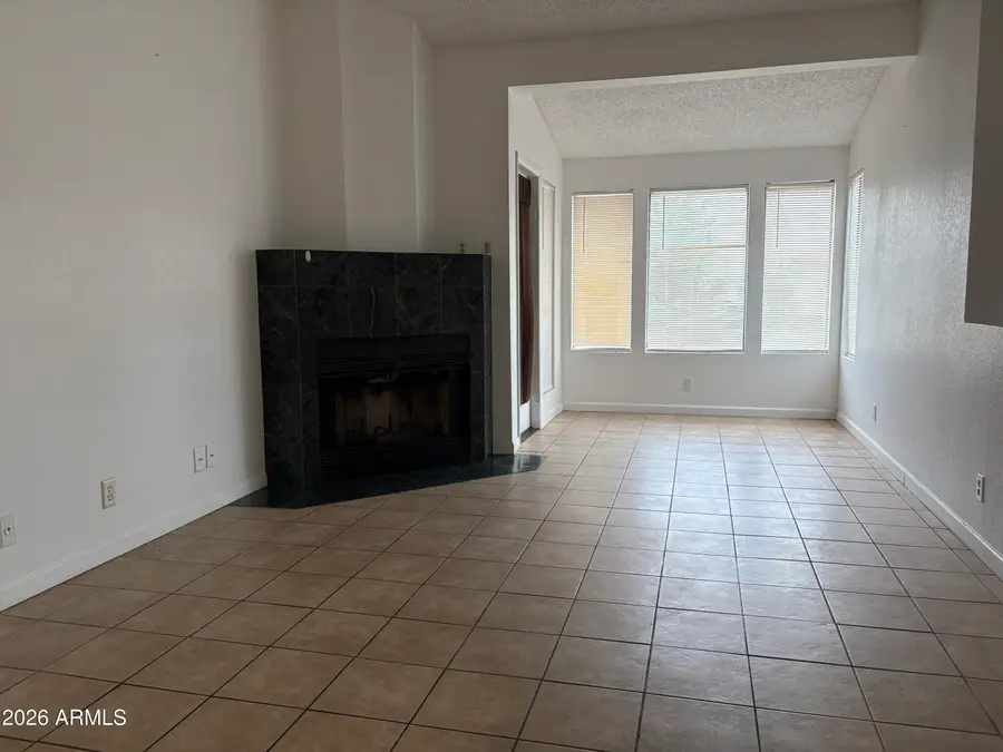 1820 E Morten Avenue #203, Phoenix, AZ 85020 - #2