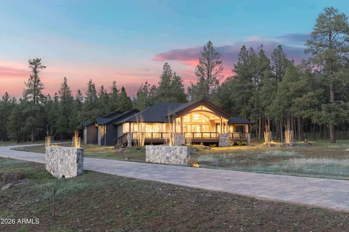 405 E Foxboro Road, Munds Park, AZ 86017 - #1