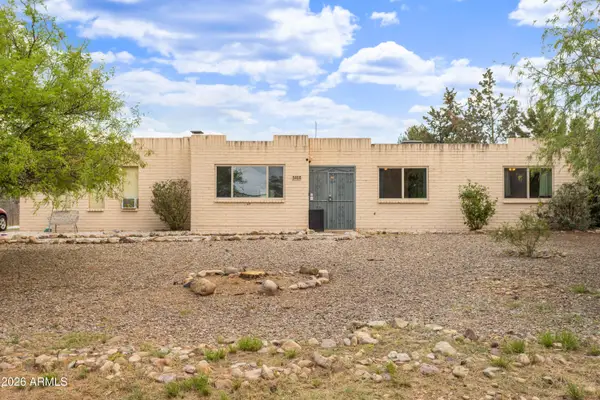 5450 E Brickey Drive, Hereford, AZ 85615