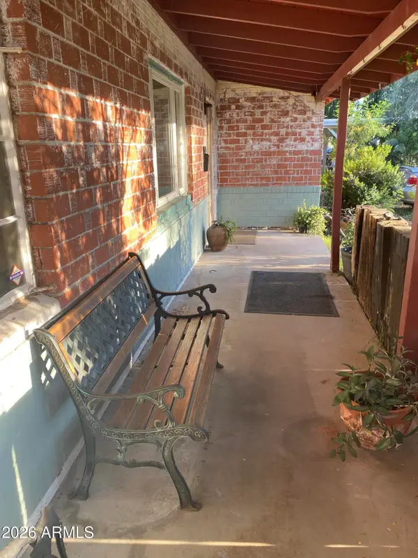 2831 N 33rd Place, Phoenix, AZ 85008