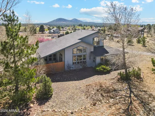 8405 N Remington Drive, Flagstaff, AZ 86004