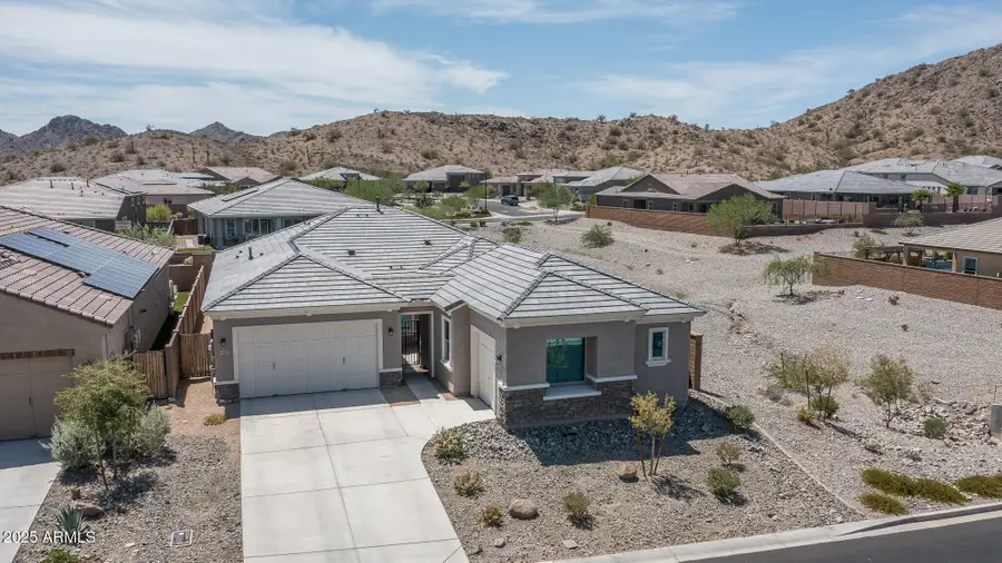 16527 W Valencia Drive, Goodyear, AZ 85338 - #3