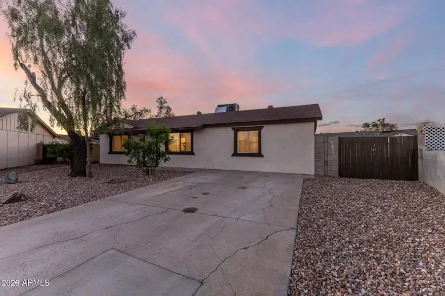 8226 W Meadowbrook Avenue, Phoenix, AZ 85033 - #2