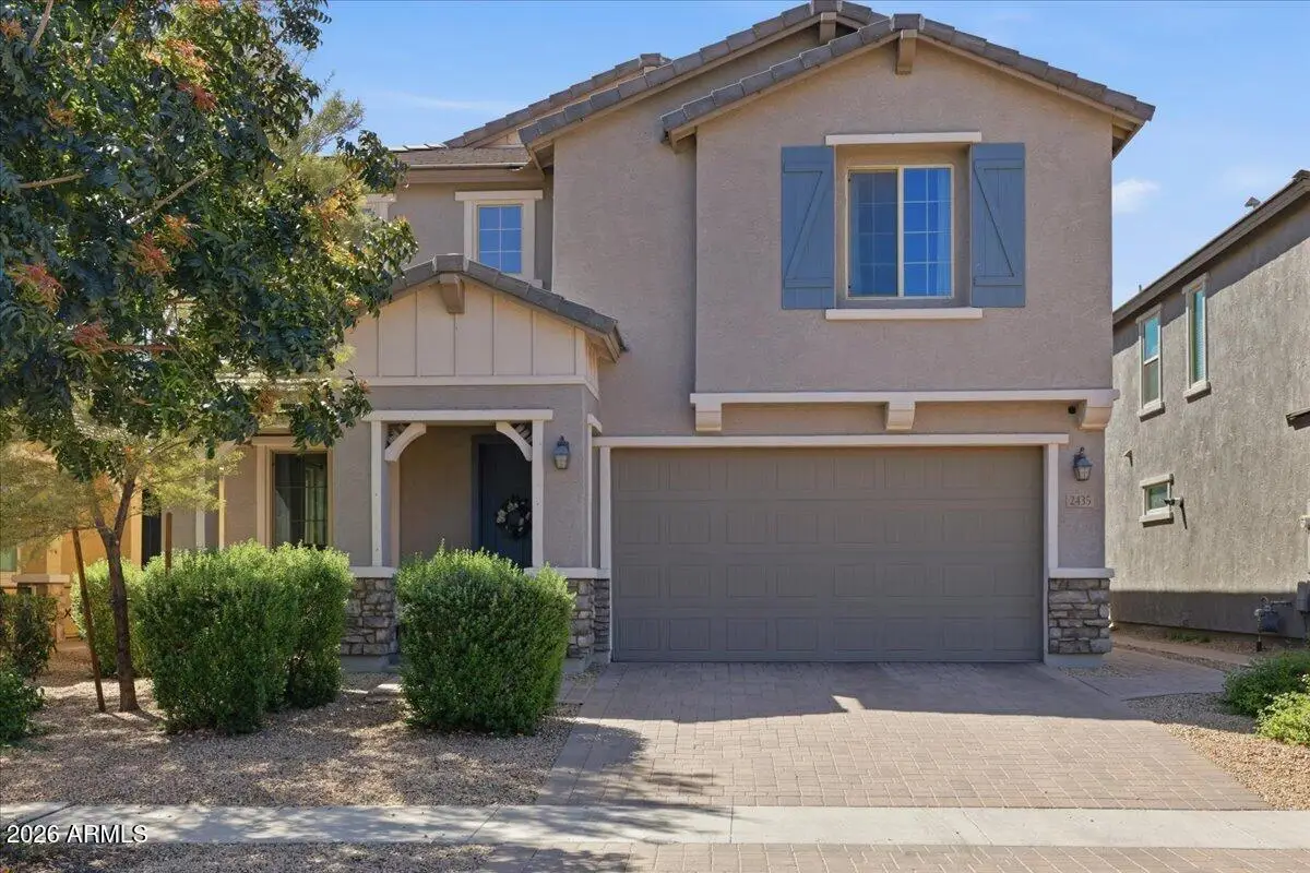 2435 E Saint Catherine Avenue, Phoenix, AZ 85042 - #1