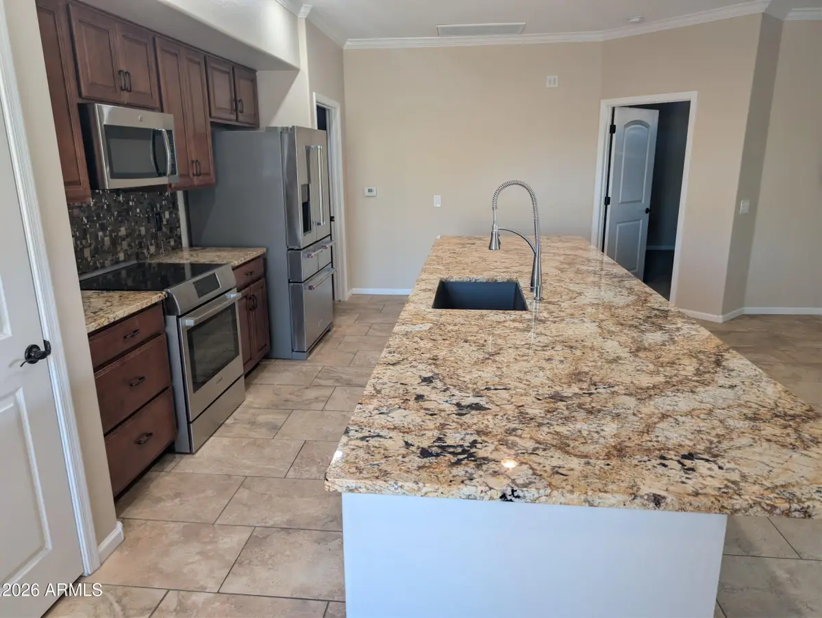 900 S Canal Drive #206, Chandler, AZ 85225 - #1