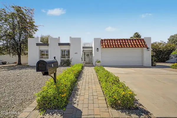 621 E Calavar Road, Phoenix, AZ 85022