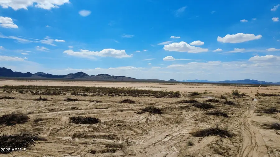 002 W Harmon Road, Casa Grande, AZ 85194 - #2