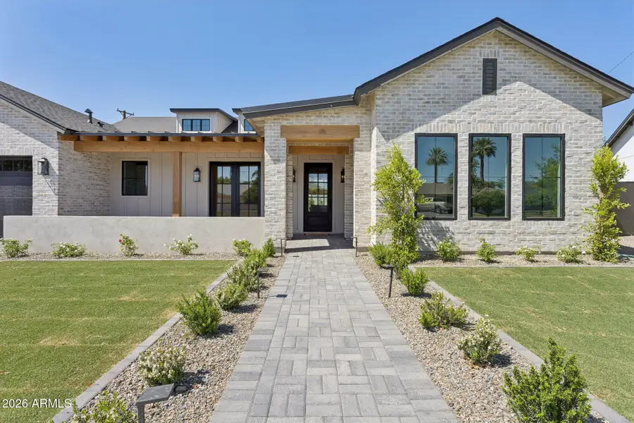 4206 E Whitton Avenue, Phoenix, AZ 85018 - #2