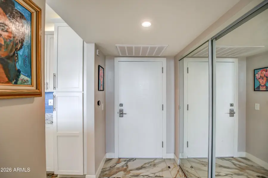 207 W Clarendon Avenue #H16, Phoenix, AZ 85013 - #3