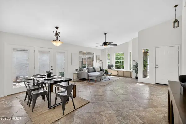 4330 W Kimberly Way, Glendale, AZ 85308