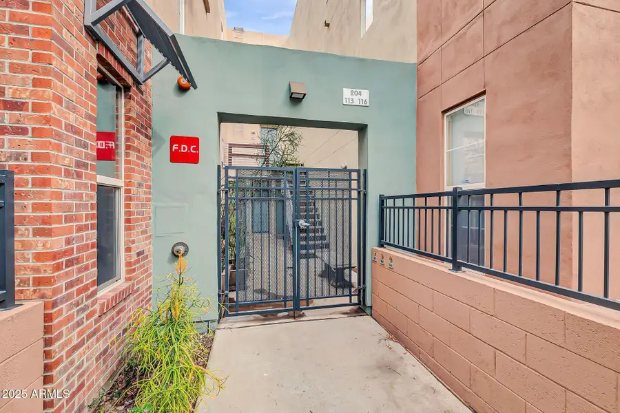 706 E Washington Street #204, Phoenix, AZ 85034 - #2