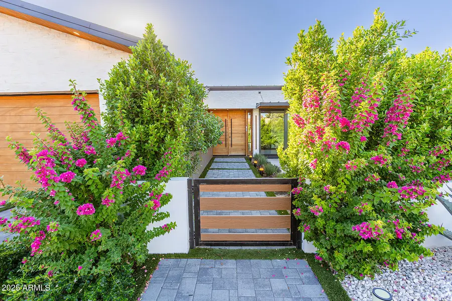 5812 N 44th Place, Phoenix, AZ 85018 - #3