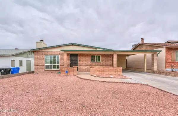 2139 E Betty Elyse Lane, Phoenix, AZ 85022