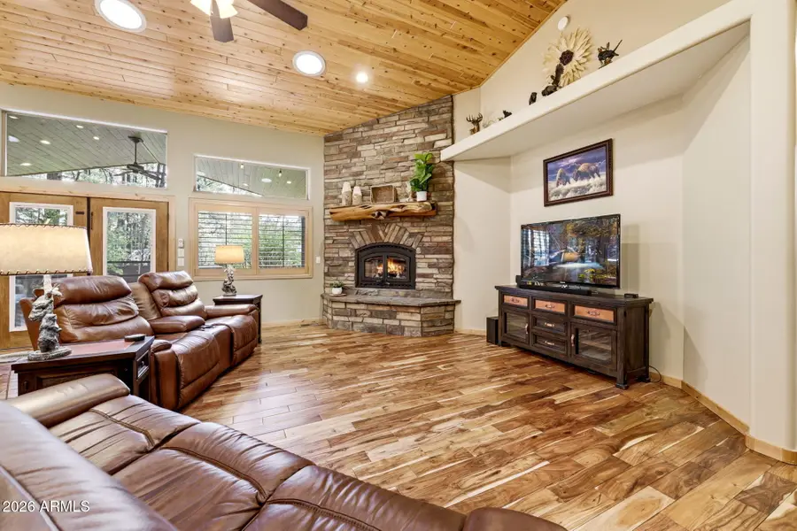 490 Osprey Court, Pinetop, AZ 85935 - #2