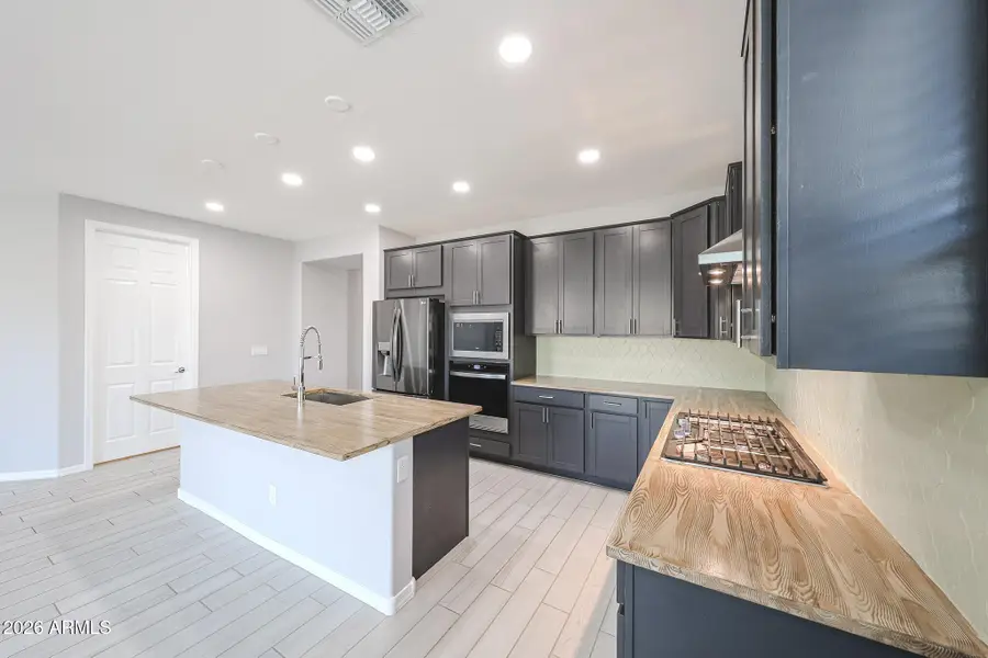 7048 W Winston Drive, Laveen, AZ 85339 - #2