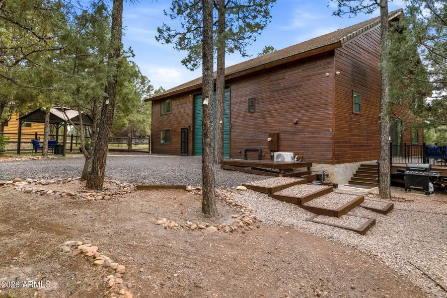 2287 Richenbacher Circle, Overgaard, AZ 85933 - #2