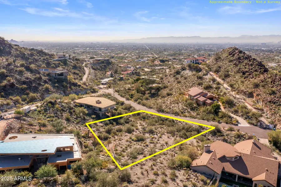 6725 N Palm Canyon Drive #11, Phoenix, AZ 85018 - #3