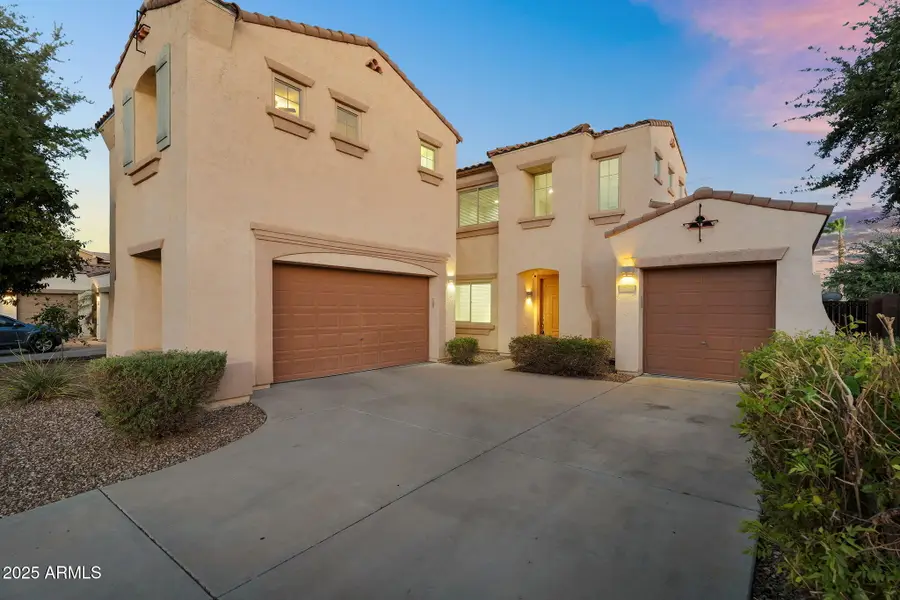637 E Indian Wells Place, Chandler, AZ 85249 - #2
