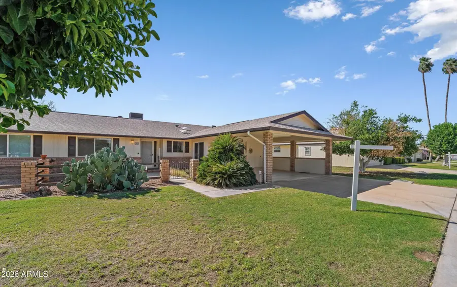 10927 W Peoria Avenue, Sun City, AZ 85351 - #2