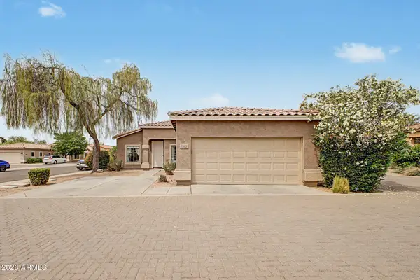 2562 E Riviera Drive, Chandler, AZ 85249