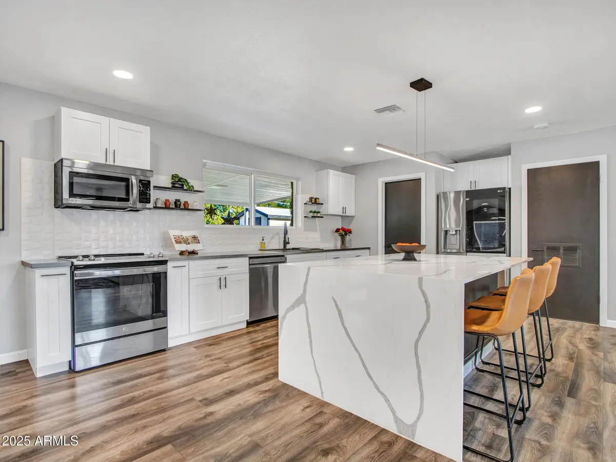 3010 E Yucca Street, Phoenix, AZ 85028 - #1