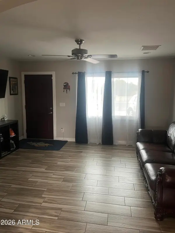 8226 W Montecito Avenue, Phoenix, AZ 85033