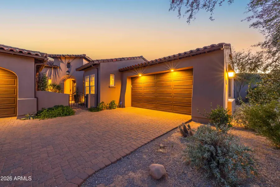 8923 E 8923 Mountain Spring Road, Scottsdale, AZ 85255 - #2