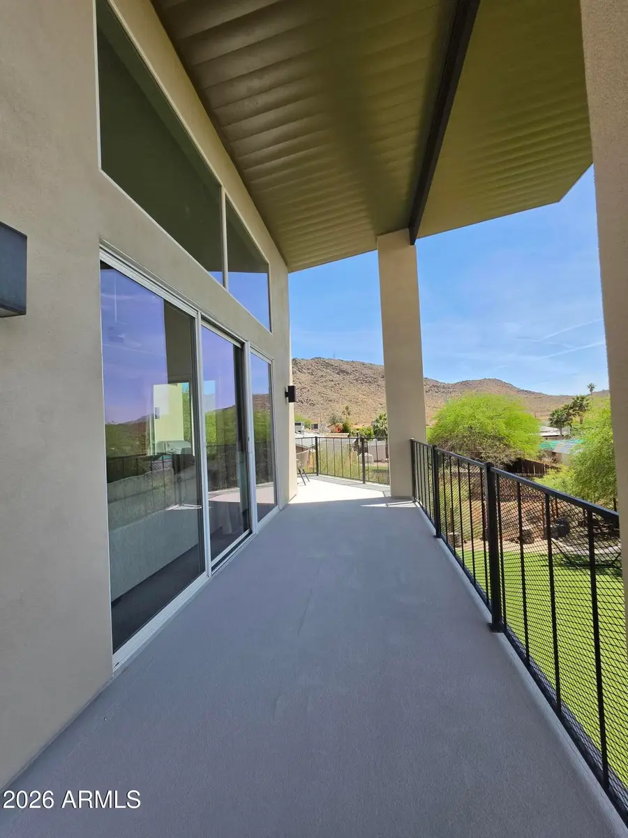 933 W Mercer Lane, Phoenix, AZ 85029 - #2