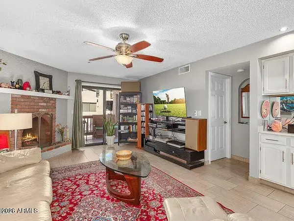 3031 N Civic Center Plaza #230, Scottsdale, AZ 85251