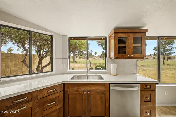 6951 W Kimberly Way, Glendale, AZ 85308