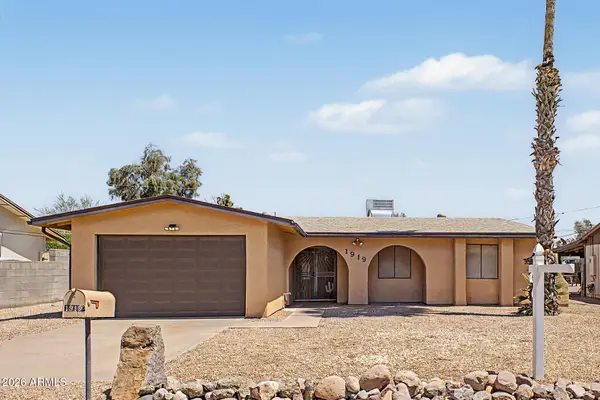 1919 S Plaza Drive, Apache Junction, AZ 85120