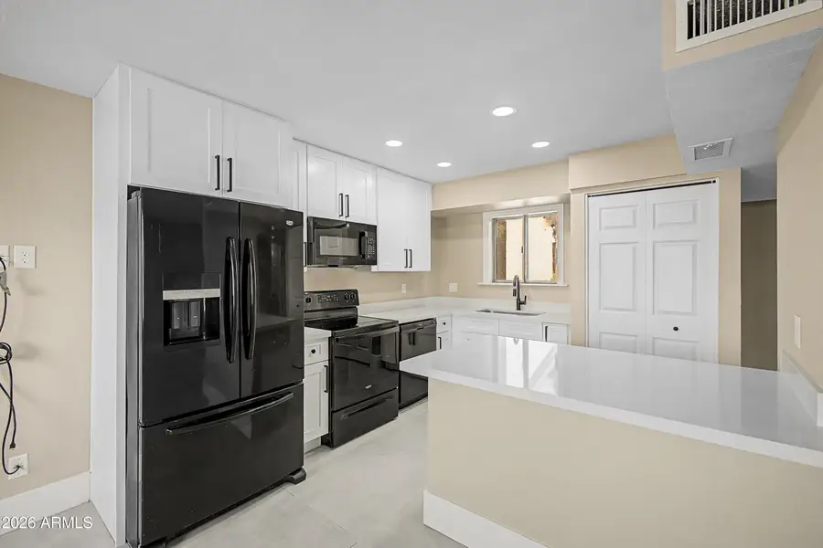 440 E Hidalgo Avenue, Phoenix, AZ 85040 - #3