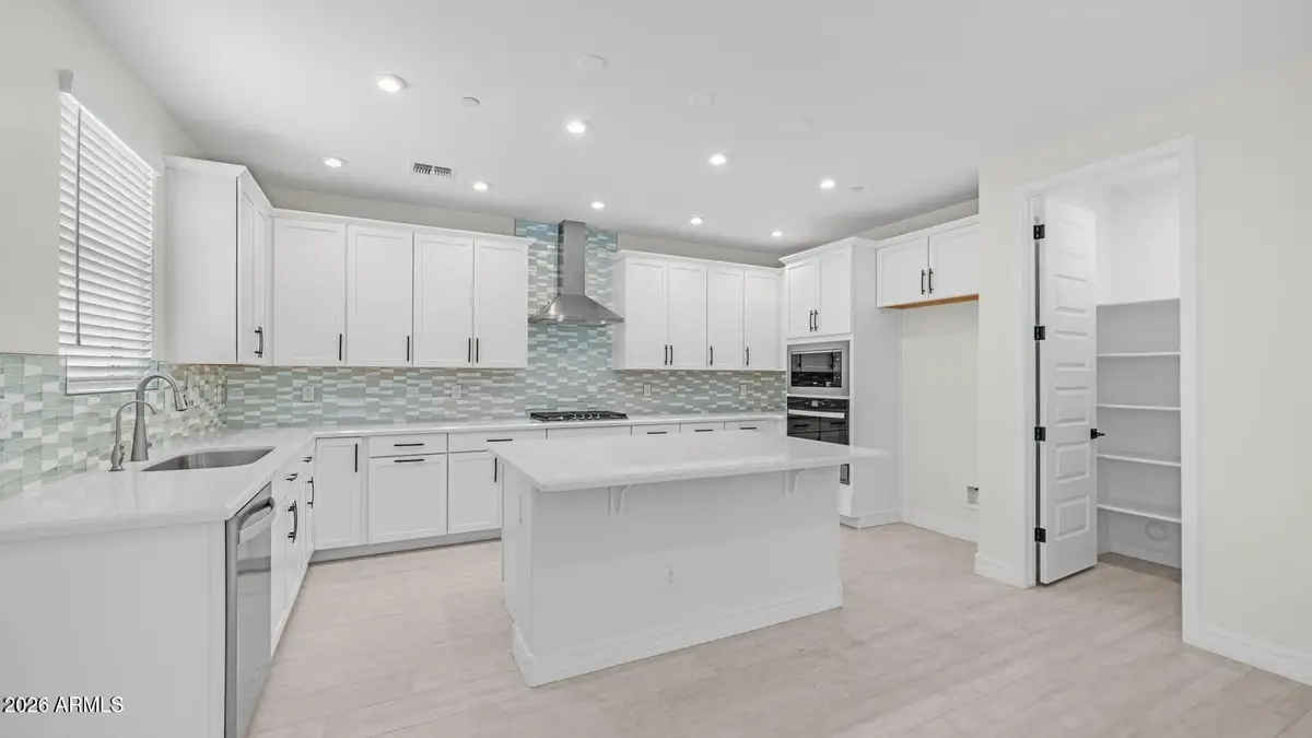 13359 W Eagle Feather Road, Peoria, AZ 85383 - #1