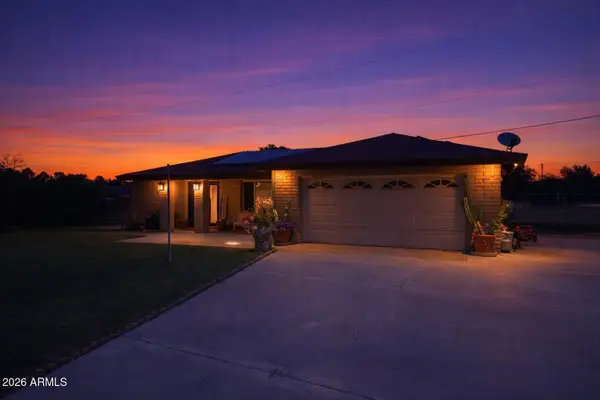 1725 N Lindsay Road, Mesa, AZ 85213