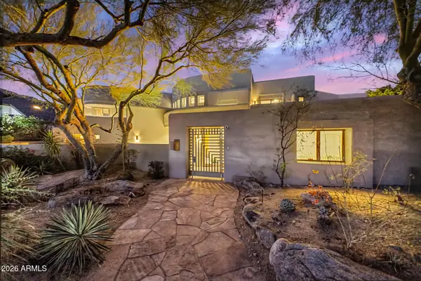 11833 S Montezuma Court, Phoenix, AZ 85044