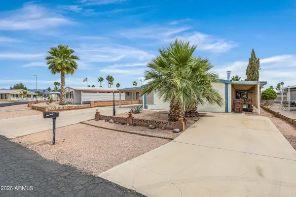 9009 E Ellasar Avenue, Mesa, AZ 85208